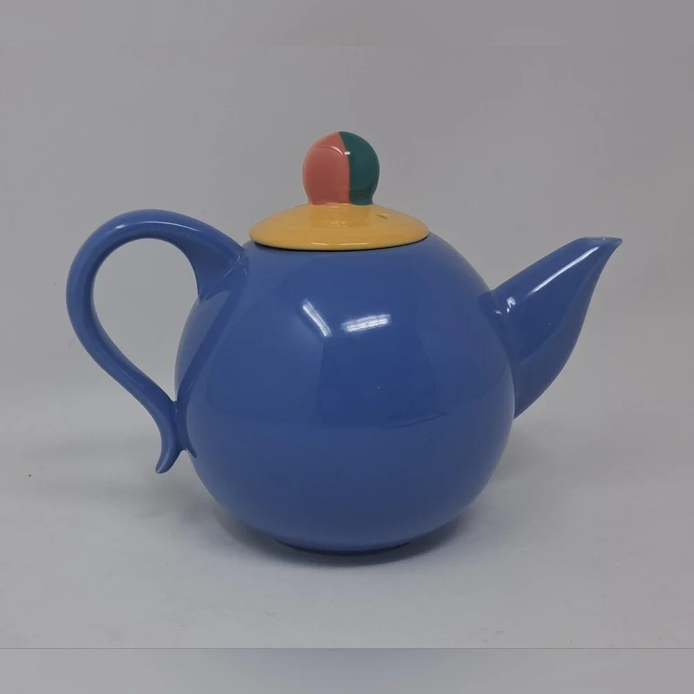 Lindt Stymeist Teapot Kitchen Coffee Colorways Blue Oval Japan Vintage 80s 90s